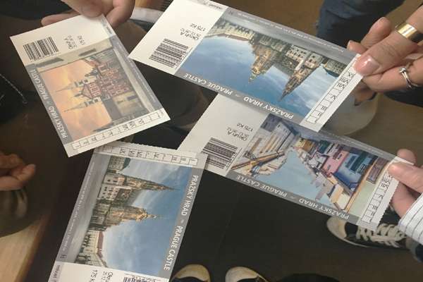 ISECard will reduce student traveler's budget